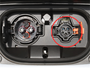 電気自動車の普通充電用ポート
