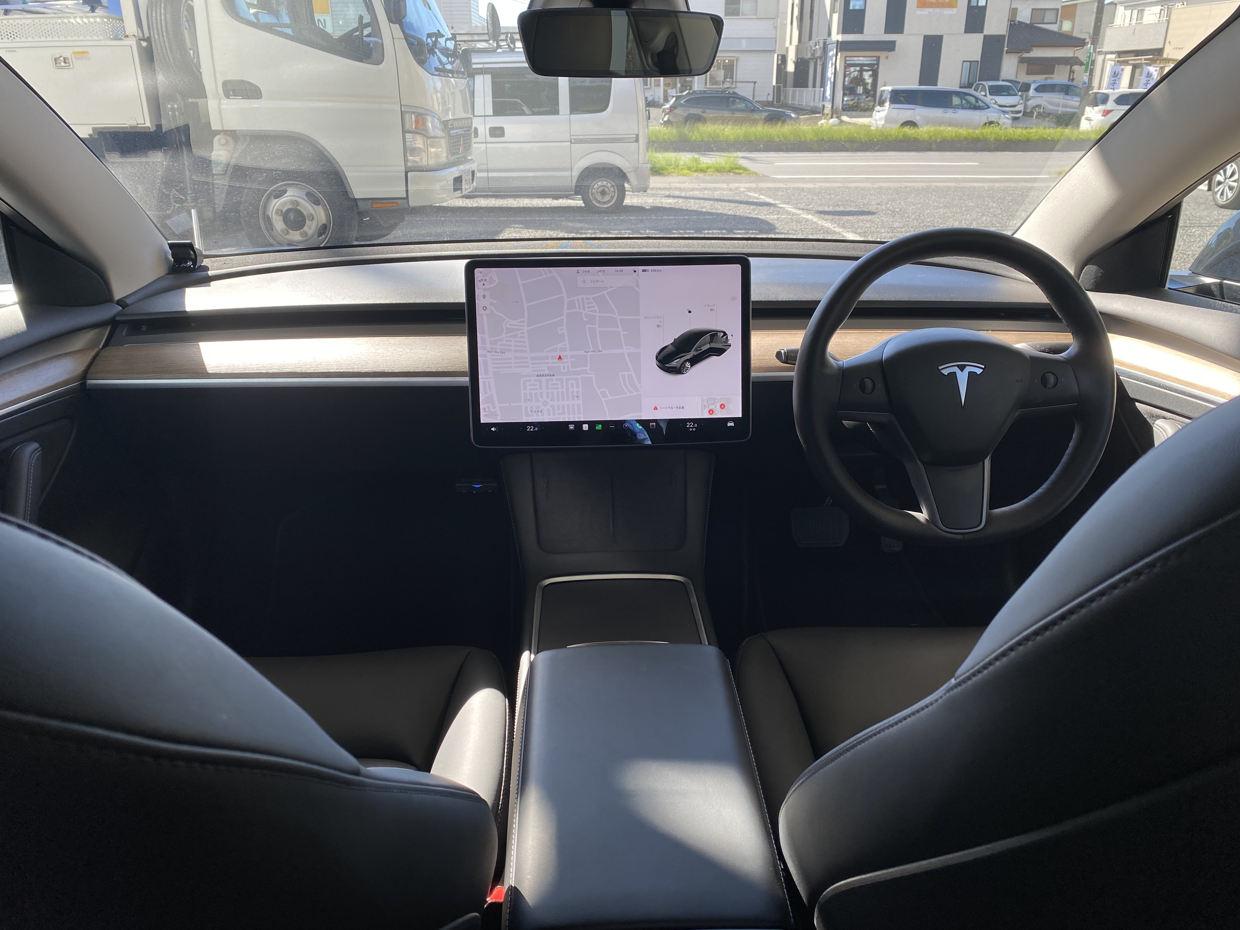 テスラ Model 3 スタンダード 純正19インチノバホイール LEDヘッドライト ETC10