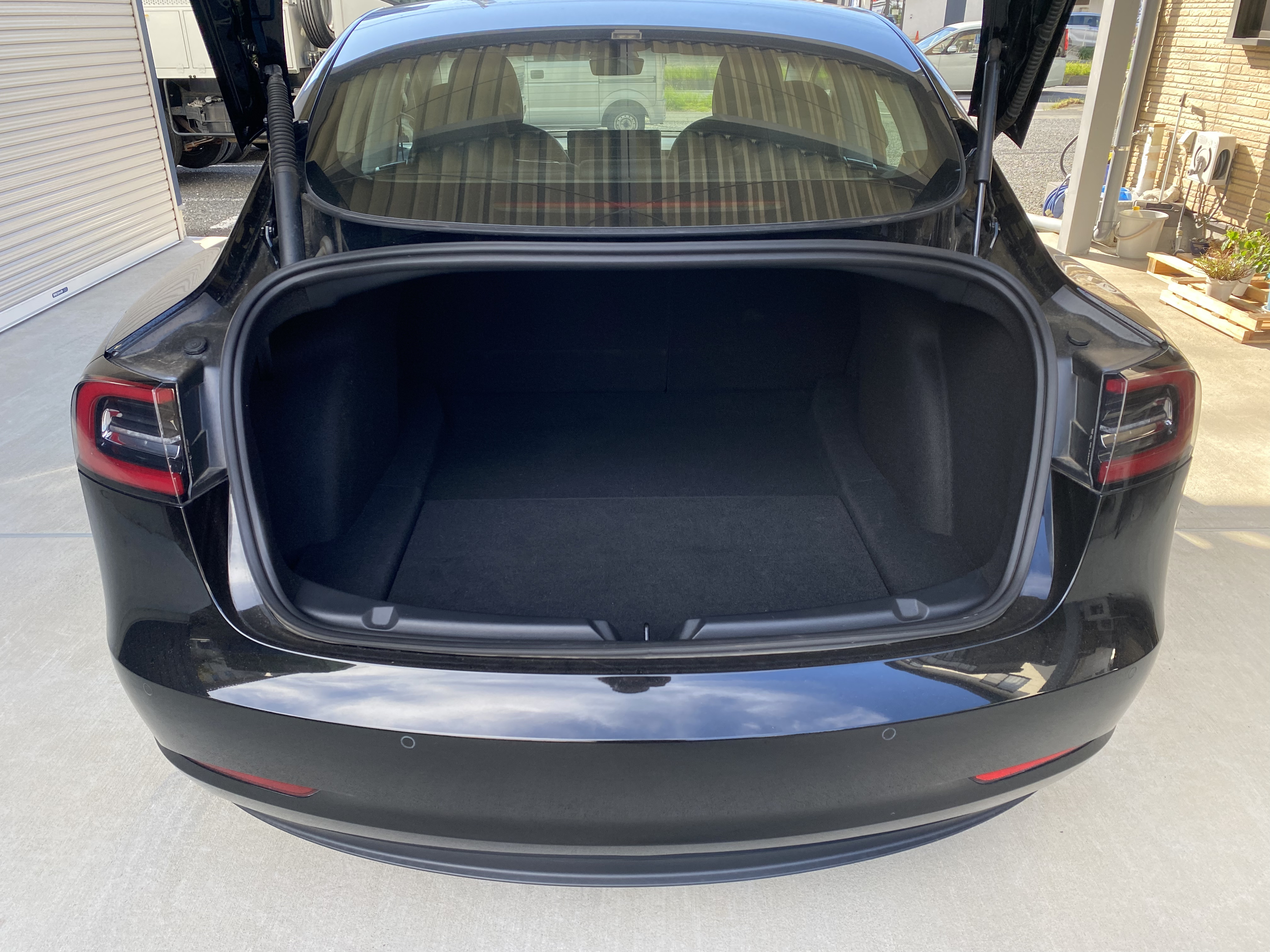 テスラ Model 3 スタンダード 純正19インチノバホイール LEDヘッドライト ETC17